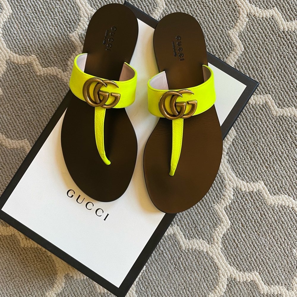 NIB Gucci thong sandals. 36.5 Neon Yellow. Never worn. Pristine condition.